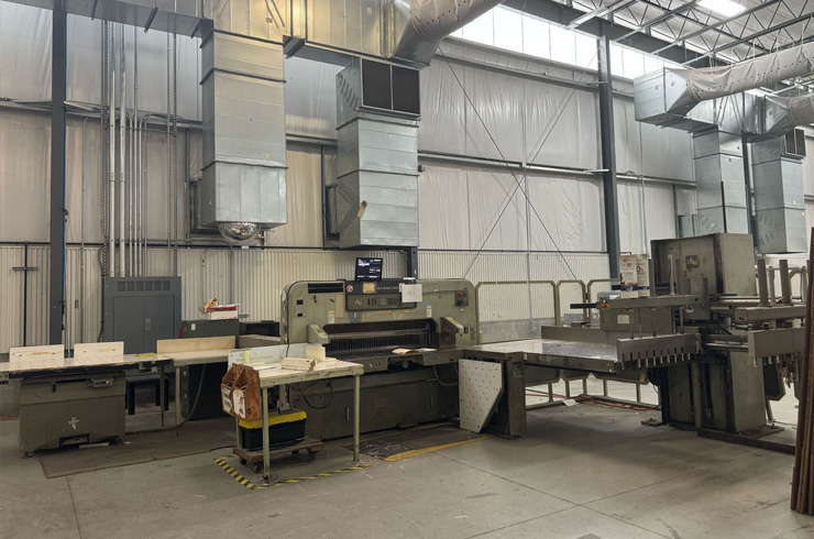 Used Polar 61" EMC Monitor Cutting System Machine