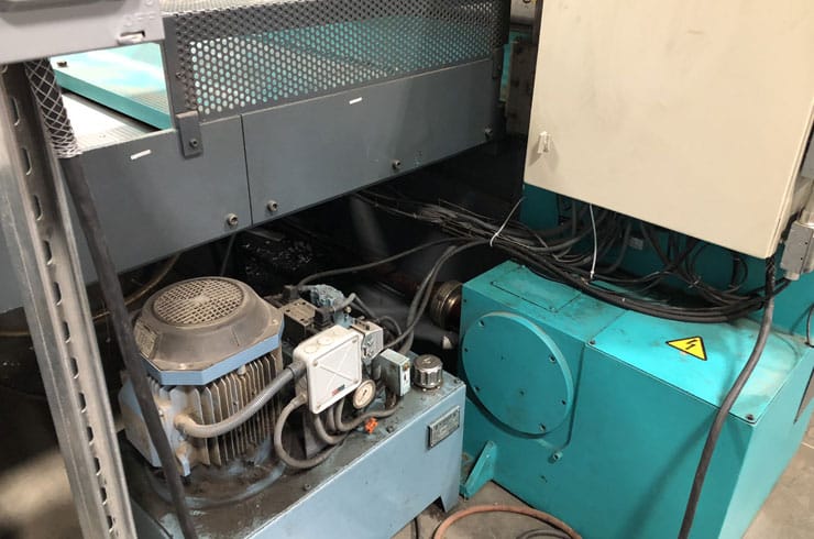 Used Cauhe 144" 366 Paper Cutter Thumnbail Photo Three