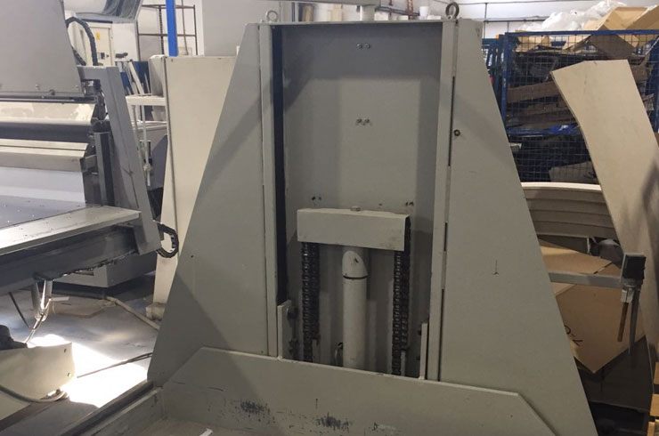 Used Polar 61" 155 ED Cutting System Thumnbail Photo Three