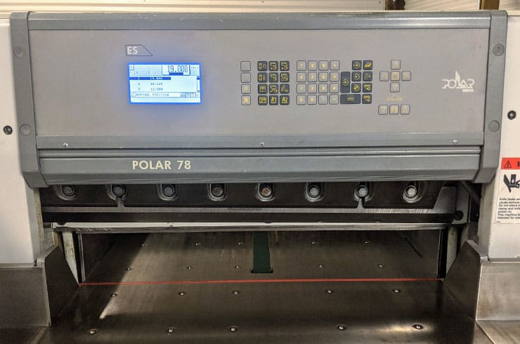 Used Polar 30.7" Polar Paper Cutter Thumnbail Photo Three